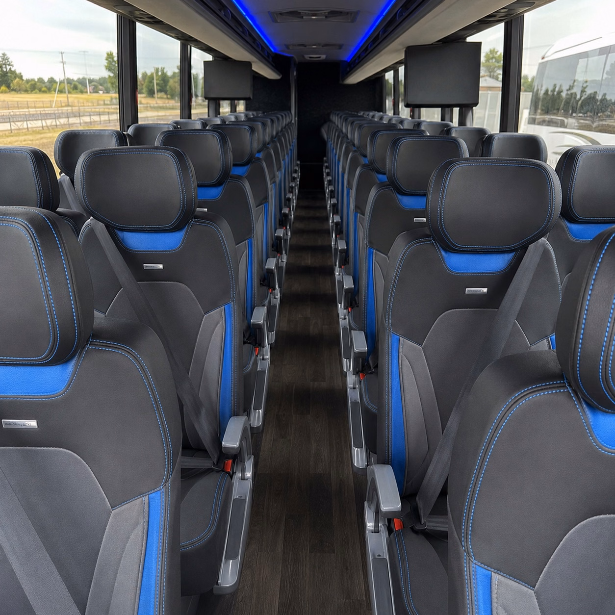 charter buses and minibuses for manhattan museum field trips