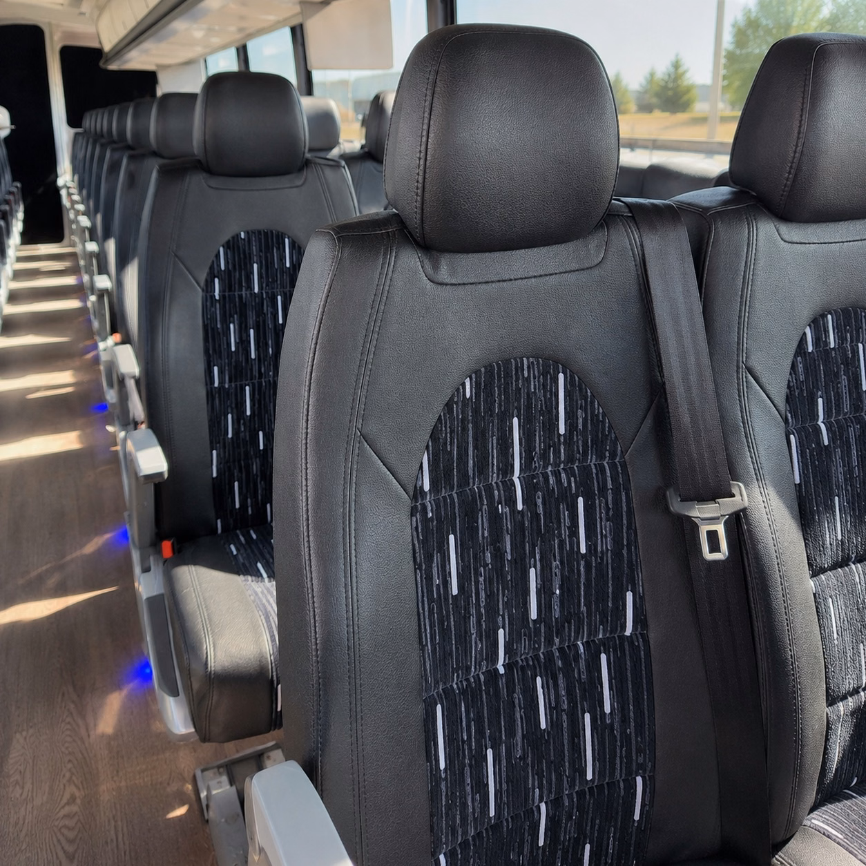 instant online bus rental quotes in manhattan