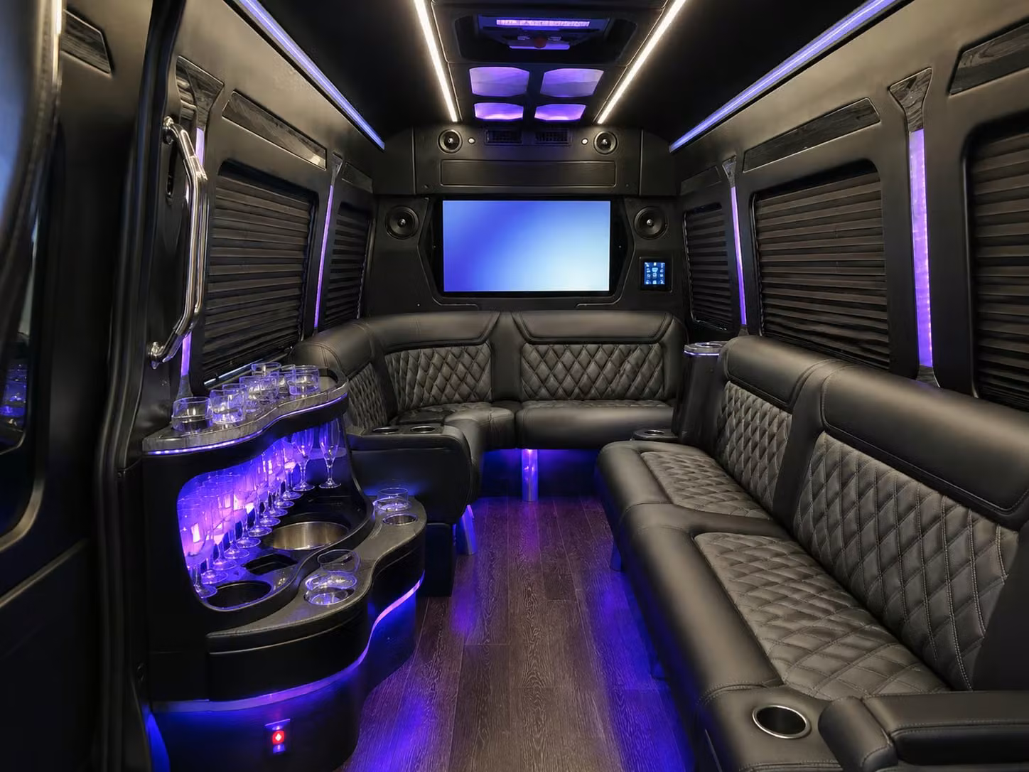 prom venue shuttle services for manhattan students from pre prom dinner to after party drop off